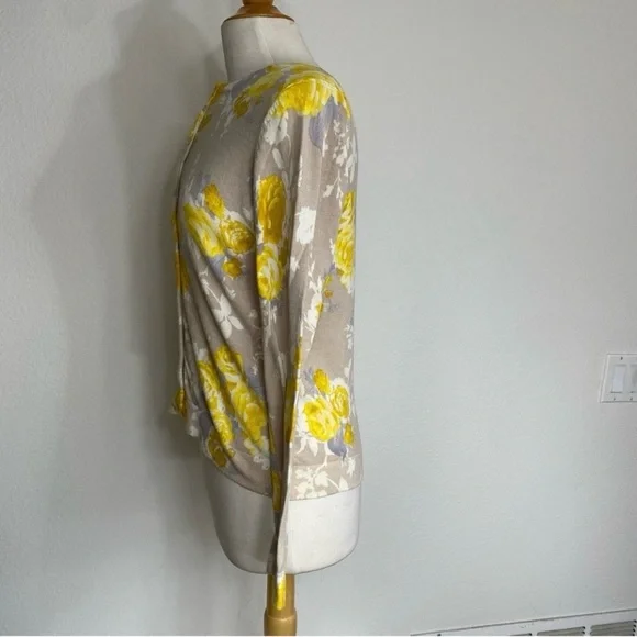 Charter Club Women's Tan Golden Watercolor Floral Soft Button Cardigan Size M - Picture 3 of 15